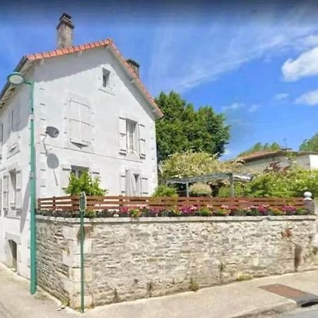 Montemboeuf Centre Town House Free Wifiヴィラ エクステリア 写真